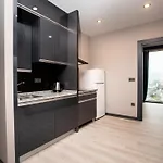 Marina & Aparthotel 4*