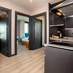 Marina & Aparthotel 4*