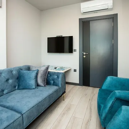 Marina & Aparthotel *
