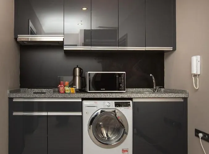 Marina & 4* Τραμπζόν