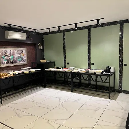 Marina & Apart Otel 4*